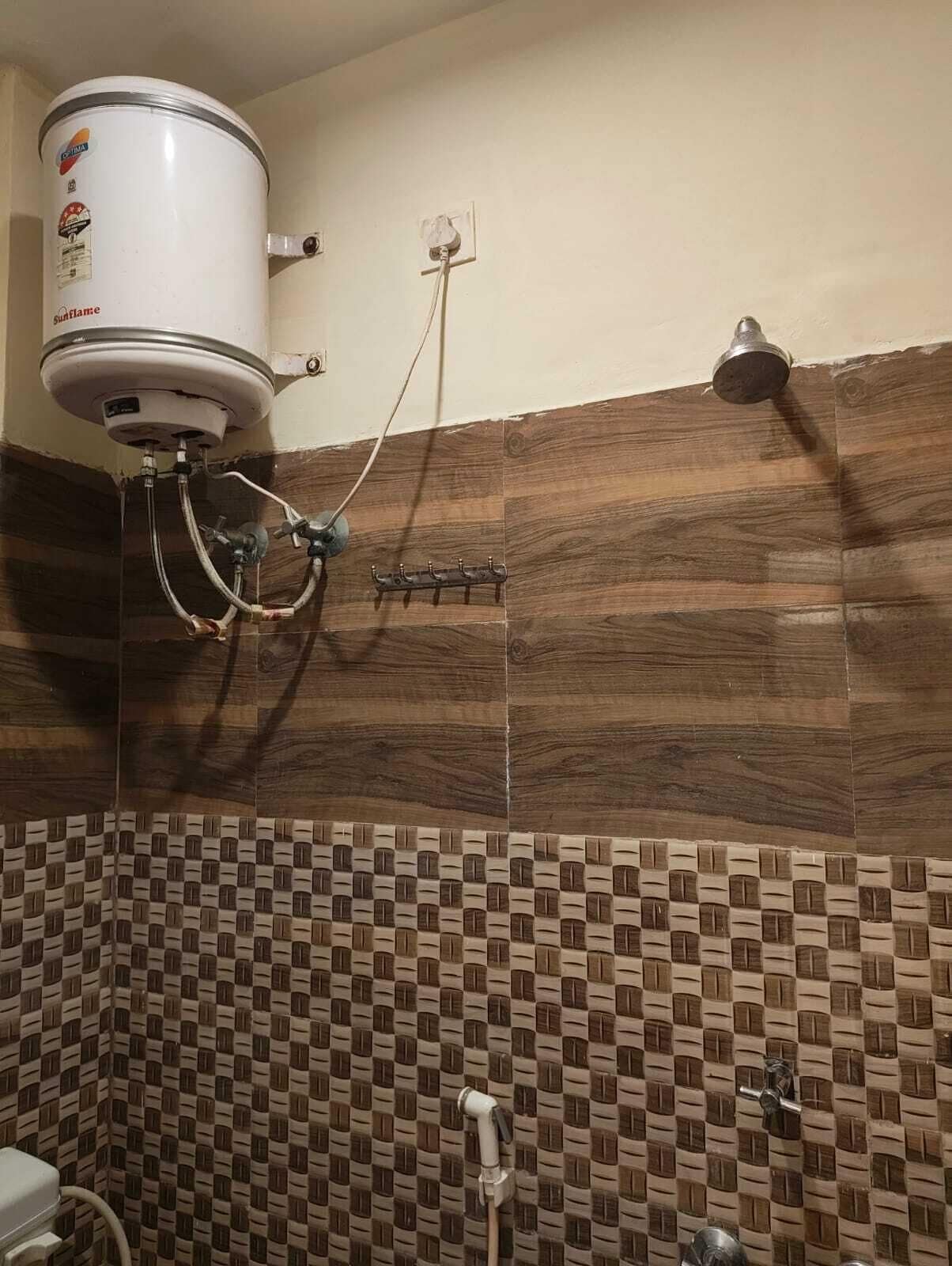 Standard Room | Bathroom