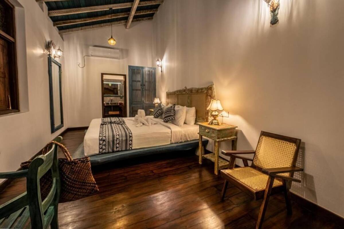 Classic Studio, Balcony, Garden View | Soundproofing, iron/ironing board, free WiFi