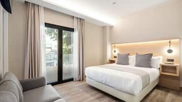 Ropa de cama de alta calidad, edredón, minibar y escritorio