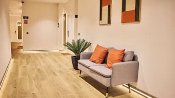 Smart TV de 43 pulgadas con canales por cable