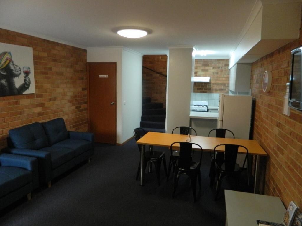 Apartment, Garden View | Dining