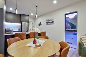 Dining - The Remarkable Bliss (Queenstown)