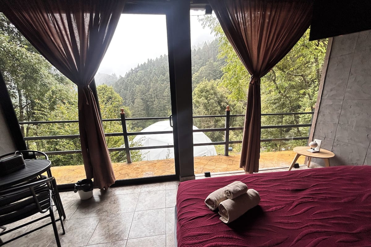 基础客房, 阳台, 山景 | 免费 WiFi