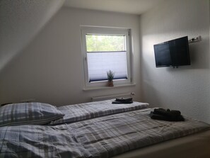 Bügeleisen/Bügelbrett, WLAN, Bettwäsche