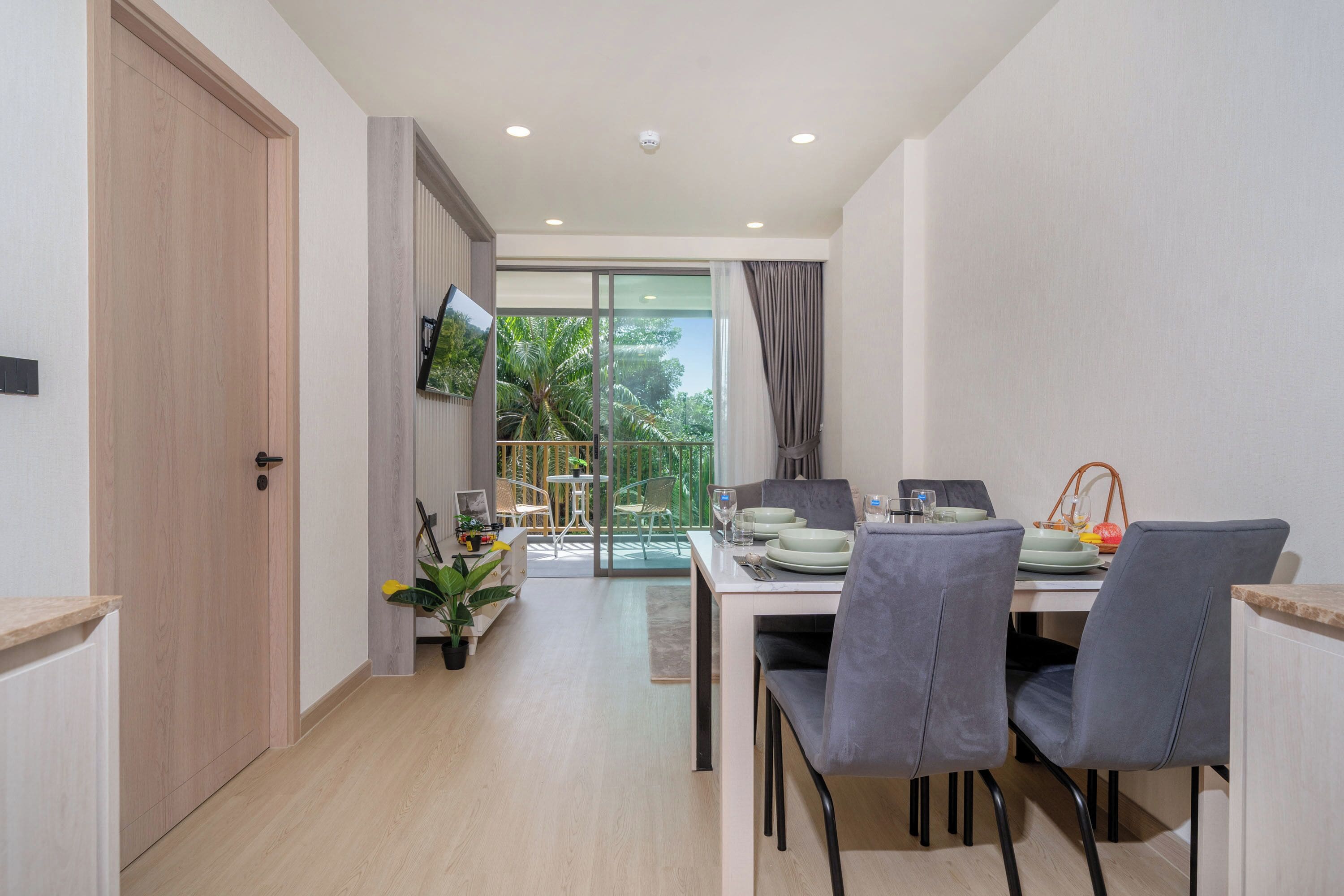 Doppelzimmer, Balkon, Gartenblick | Speisen