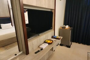 Habitación Deluxe | Tabla de planchar con plancha y wifi gratis 