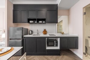 Design Studio, Non Smoking, Kitchen | Private kitchen - Utopia Dream Apart-Hotel Nai Harn (Rawai)