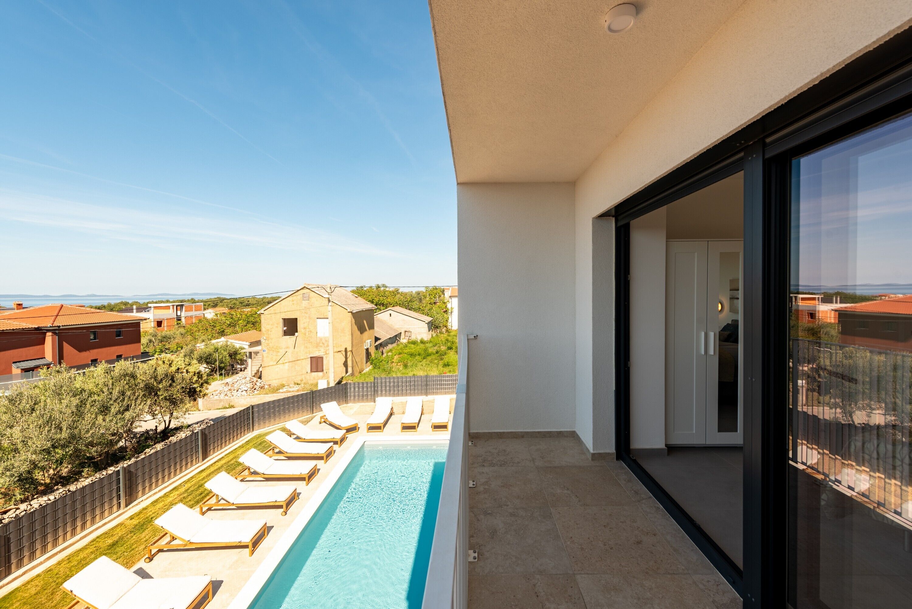 Classic Apartment, Sea View | Property grounds