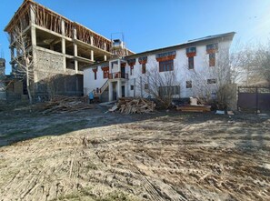 Exterior - Karsha Chamling Hotel and Restaurant (Padum)