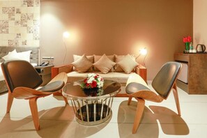 Living area - AS Airport Inn (Athani)