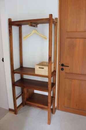 Studio, Multiple Beds, Kitchenette | Interior
