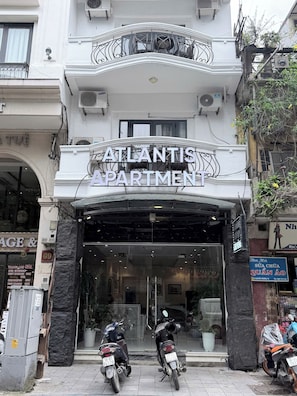 Exterior - Atlantis Nguyen Truong To (Ba Dinh)