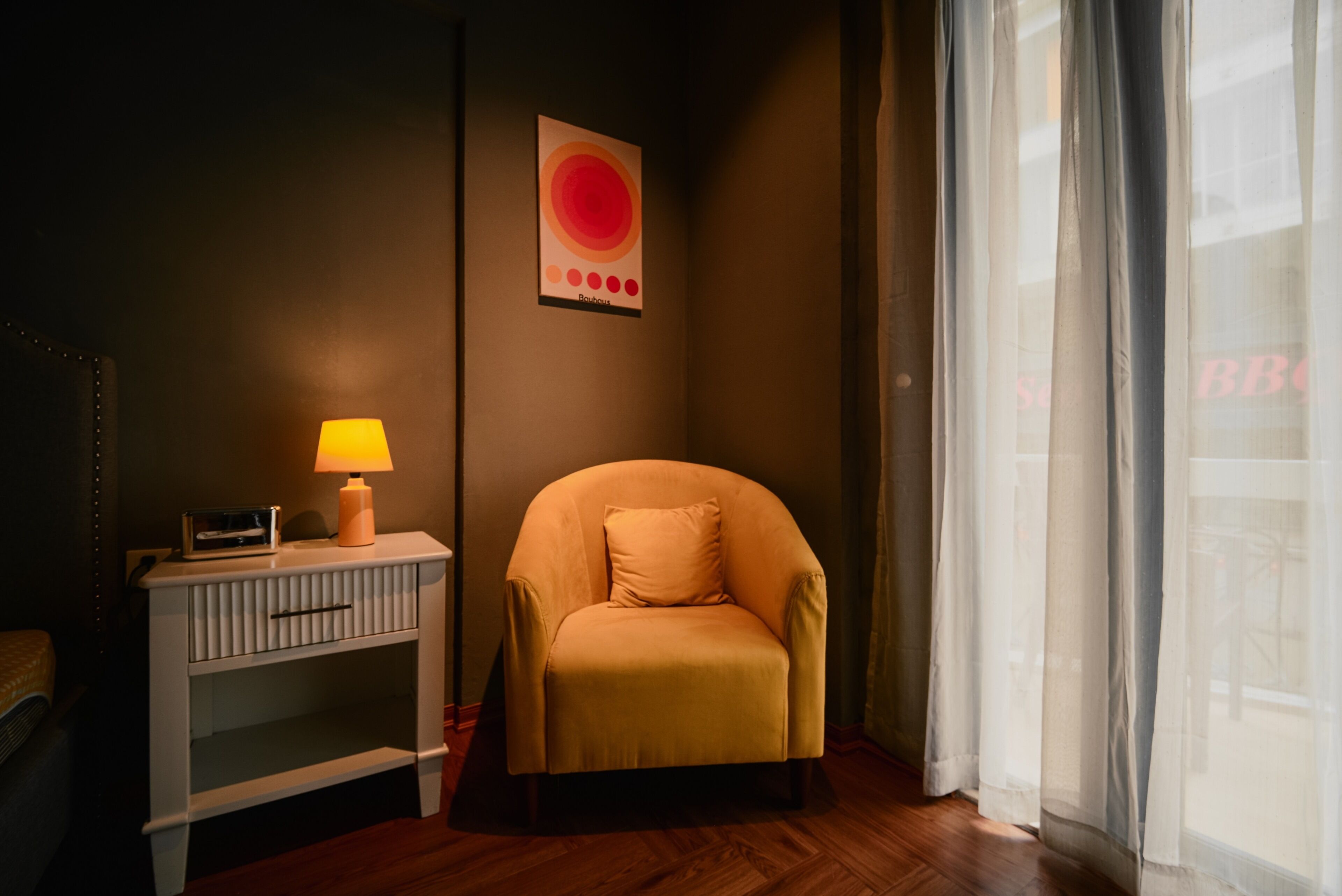 Habitación Deluxe, balcón, vistas a la ciudad | Zona de estar