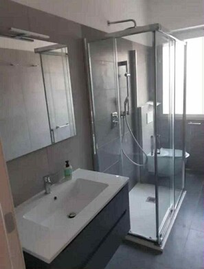 Condo, Patio, Hill View | Bathroom