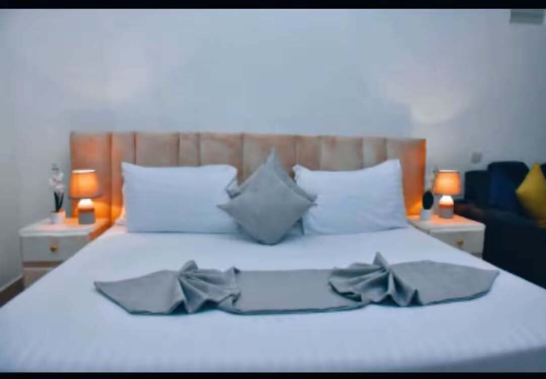 Basic Single Room, Park View | Soundproofing, free WiFi