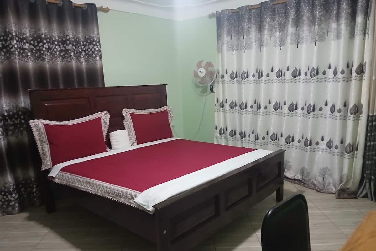Double Room, Balcony, Park View | Soundproofing, free WiFi