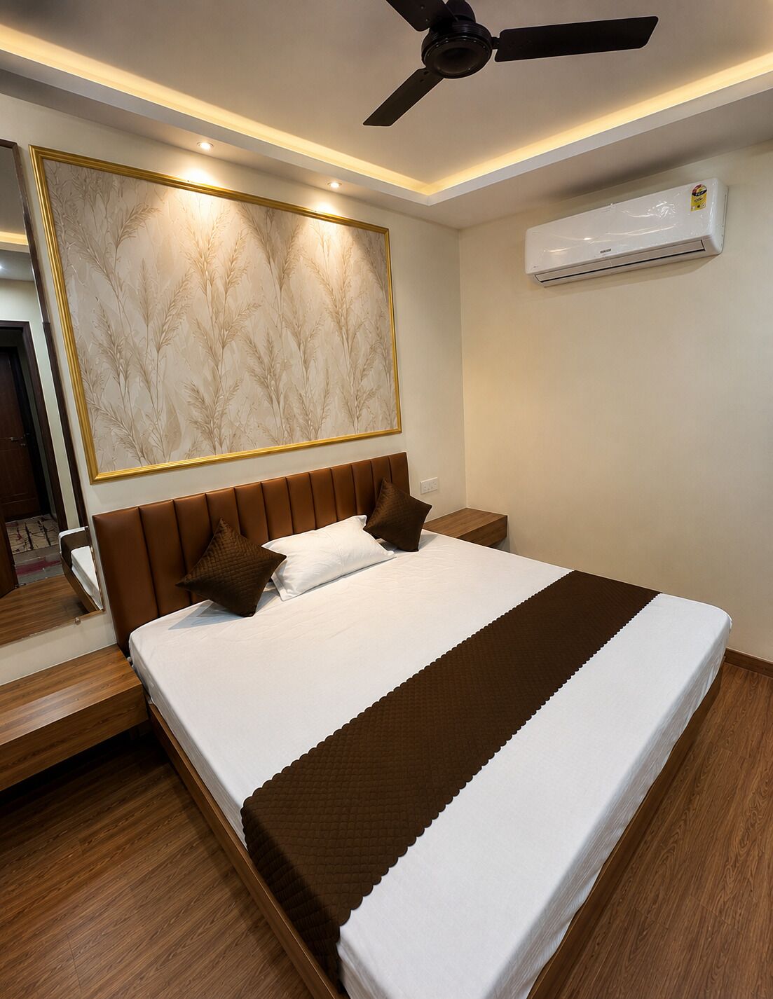 Deluxe Room | Desk, free WiFi, bed sheets