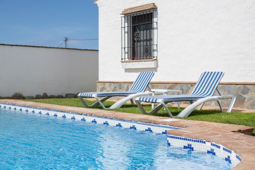 Holiday Home 'Casa Roche Noble 3' with Private Pool, Private Terrace and Wi-Fi
