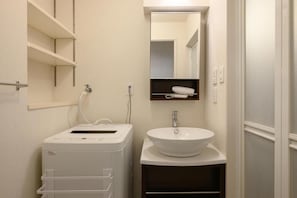 Standard Double or Twin Room | Bathroom - Wilshire APT Hotel (Miyazaki City Chigusa Cho)