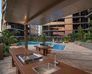 Pool - Cordelia St Studio | Pool & Gym | Central Brisbane (South Brisbane)