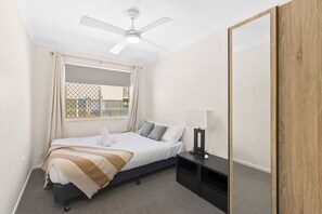 WiFi, bed sheets - Duplex stay with 2 private homes | Dual Units (Acacia Ridge)