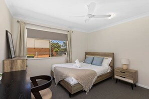 WiFi, bed sheets - Homely Getaway at Acacia Ridge 2B1B/AC1 (Acacia Ridge)
