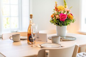 Dining - Friesenhaus Käpt'n Hahn, house part 04 - Friesenhaus Käpt'n Hahn (Sylt)