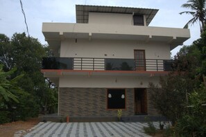 Exterior - Alora Castle (Pallichal)