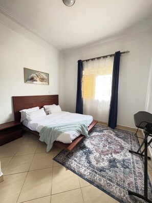 1 chambre, fer et planche à repasser, Wi-Fi, draps fournis