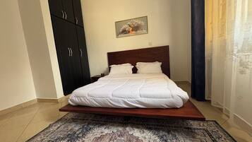 1 quarto, ferros/tábuas de passar roupa, Wi-Fi, roupa de cama