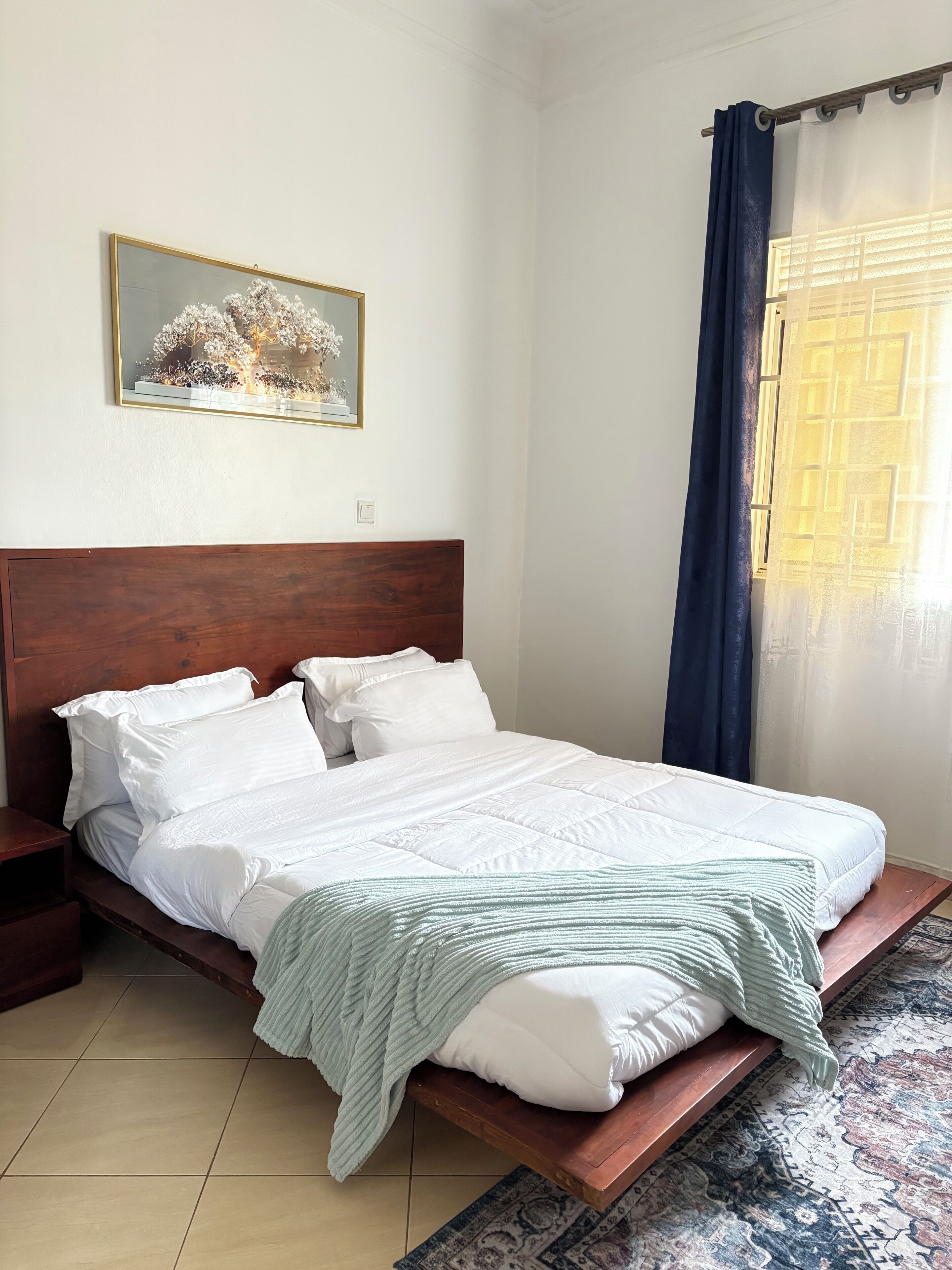 1 habitación, tabla de planchar con plancha, wifi y ropa de cama 