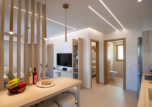 Dining - Casa Doma Luxury Suite with Heated Mini Pool and Private Parking (Rethymno Town)