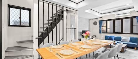 Appartement Confort, 3 chambres, non-fumeur, vue sur la ville | Restauration