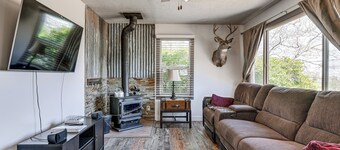 Mountain & Valley Views! Pet-Friendly Pioche Home