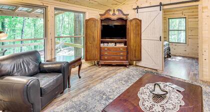 Gateway to Ouachita National Forest! Cozy Cabin