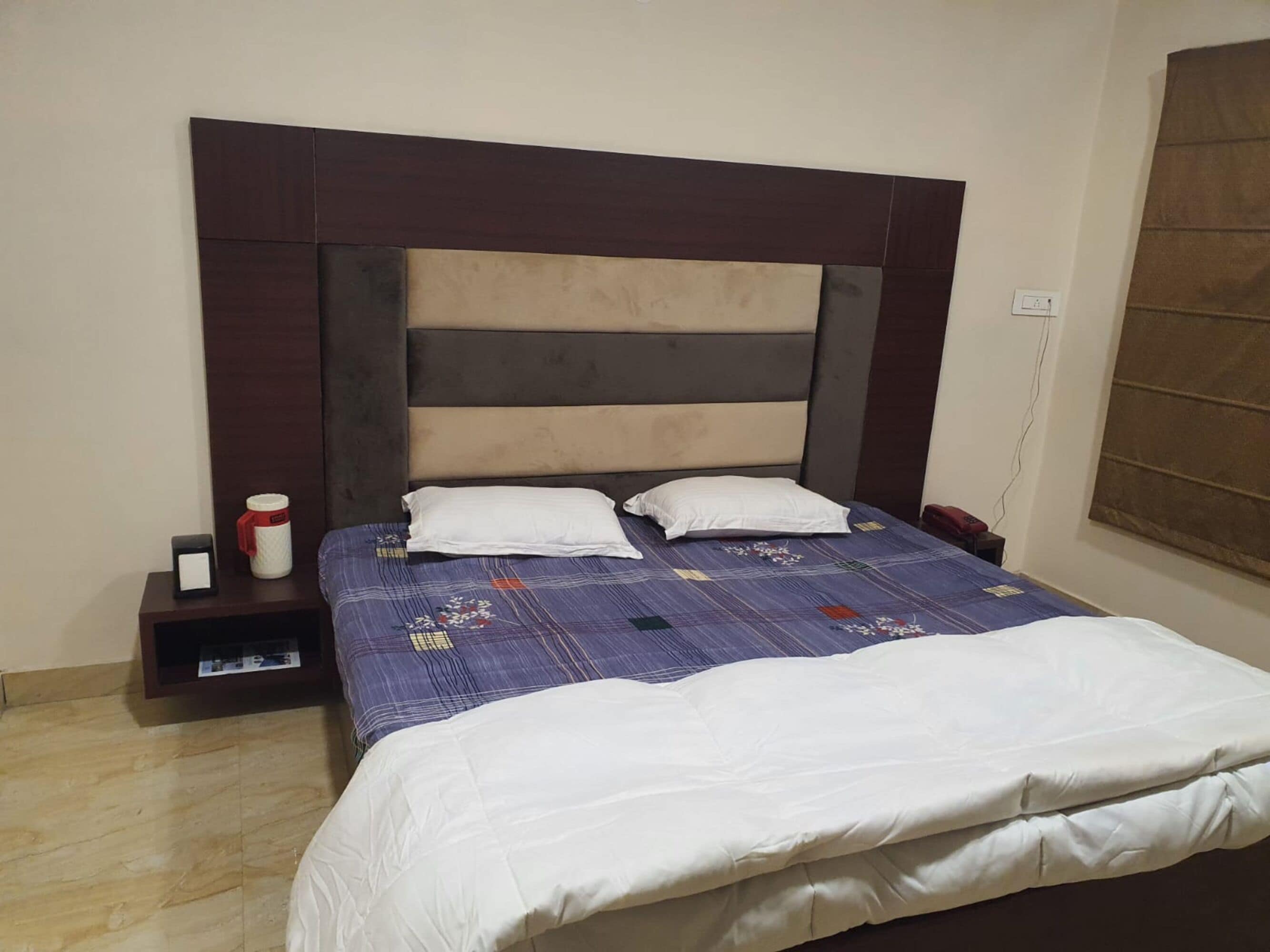 Deluxe Double Room, City View | Desk, free WiFi