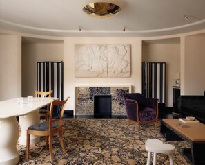 Penthouse Design, vue cour intérieure | Restauration