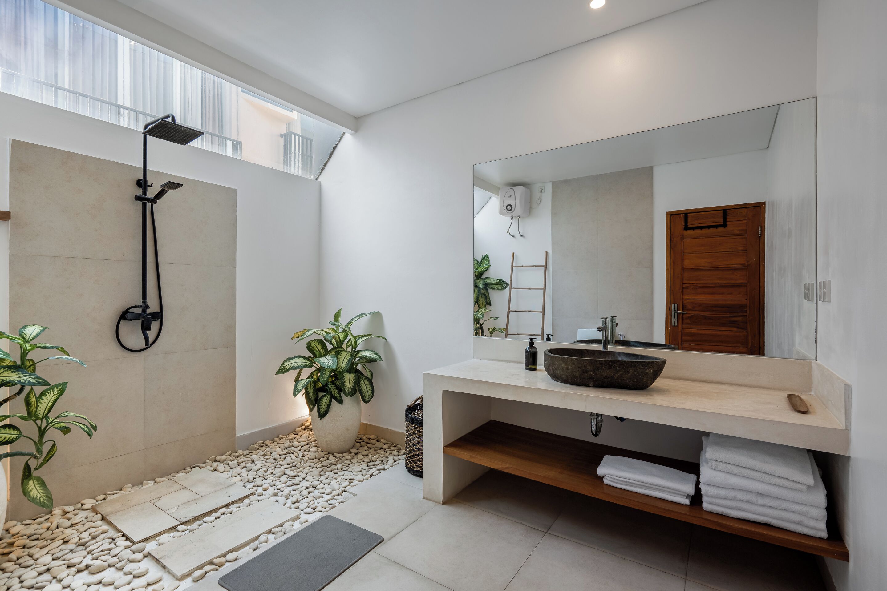 Villa, 2 Bedrooms, Private Pool | Bathroom | Separate bathtub and shower, free toiletries, towels, soap