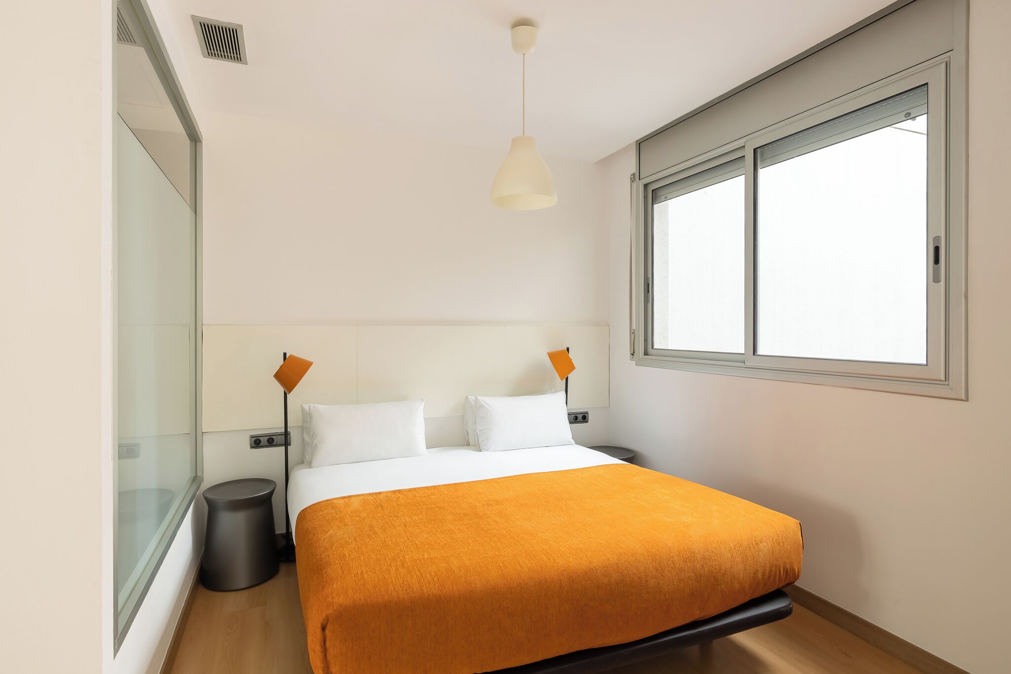 Apartamento | Cunas gratuitas, camas supletorias, wifi gratis y ropa de cama