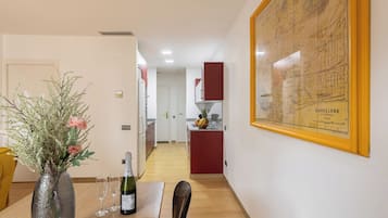Apartment | Dining
