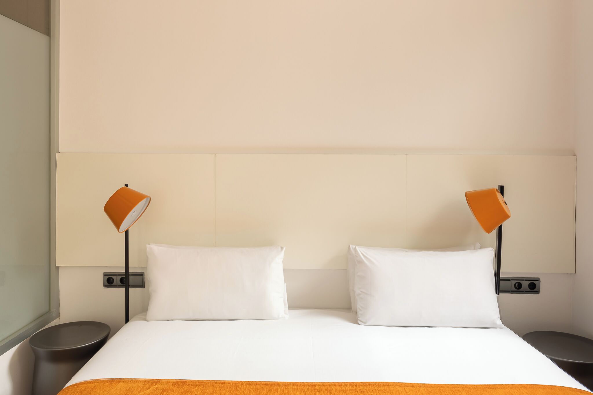 Apartment | Free cribs/infant beds, rollaway beds, free WiFi, bed sheets