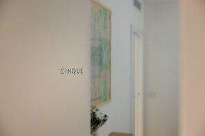 Classic Twin Room, Garden View | Interior