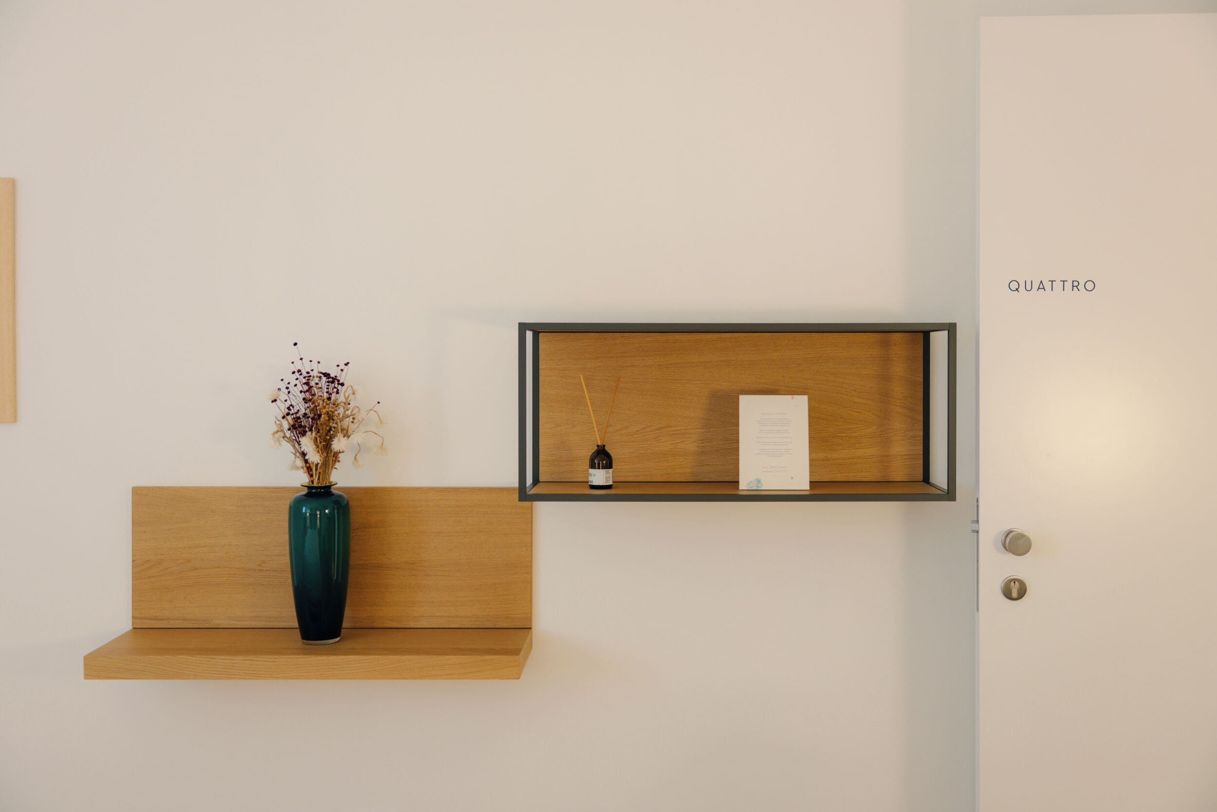 Chambre Double Classique, vue cour intérieure | Intérieur