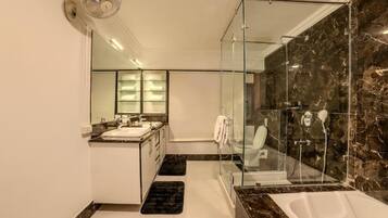 Family Suite, Balcony, City View | Bathroom | Slippers
