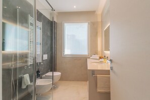 Appartamento (2 Bedrooms) | Bagno | Doccia, bidet