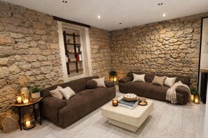 TV, offices - Art Loft # Design - Near Croisette | Beaches - A/C (Cannes)
