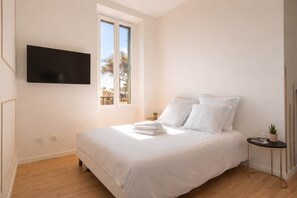 Iron/ironing board, WiFi, bed sheets - The Star of the Moure # Sea View - Beach - Port (Cannes)