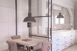 Dining - Palm Paradise # Luxury - Sea View - Near beach (Cannes)