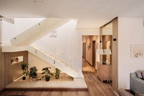 Interior - Breeze @ Lakeview Res I Nesty Hospitality (New Cairo City)