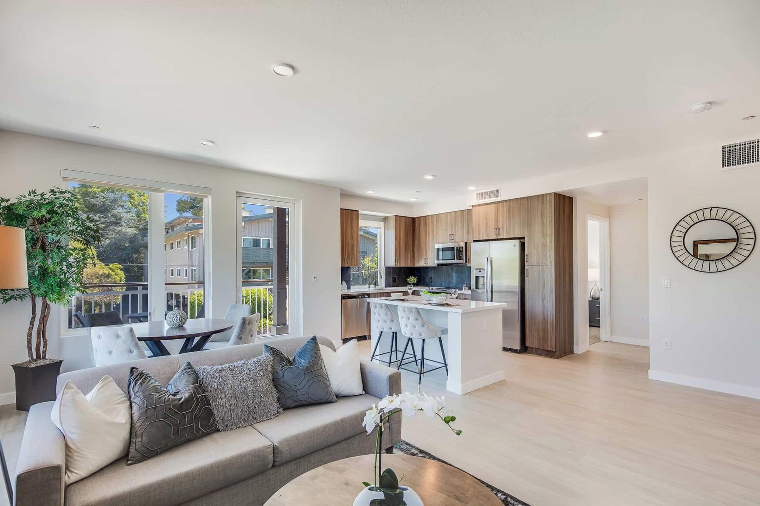 Exclusive Condo, 2 Bedrooms | Living room | 45-inch Smart TV with digital channels
